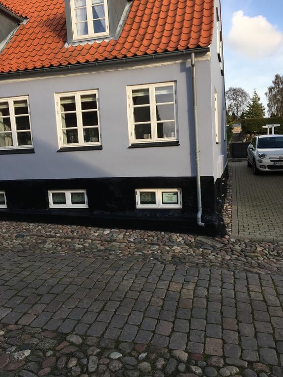 Ebeltoft Centrum Apartment ภายนอก รูปภาพ