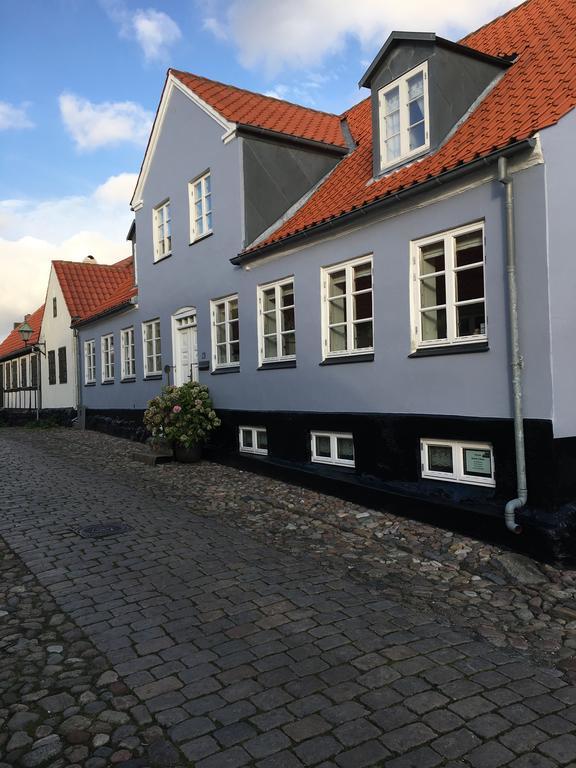 Ebeltoft Centrum Apartment ภายนอก รูปภาพ